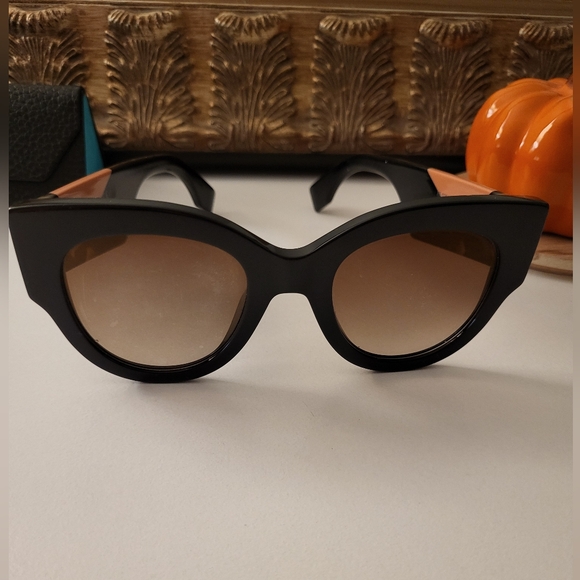 Fendi Black Sunglasses with Color Block Arms - Picture 12 of 12